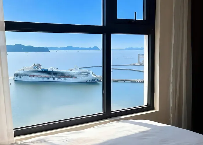 Sapphire - Sea View